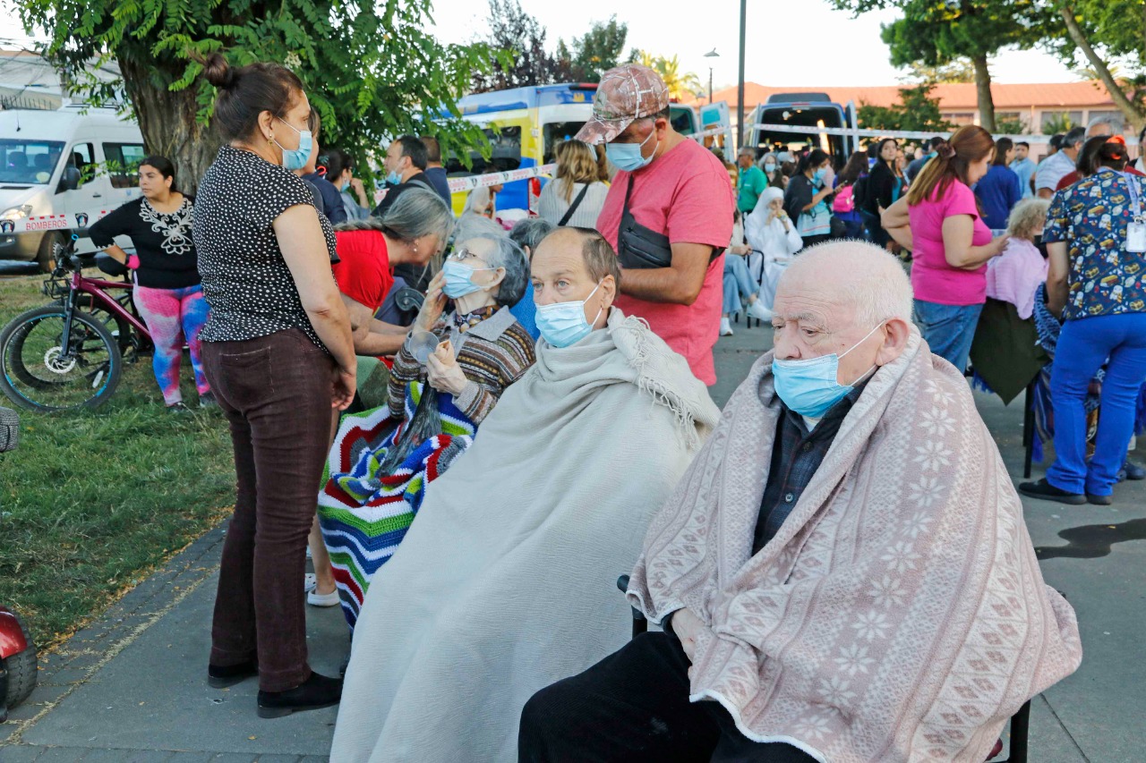 Evac An Ancianos Por Incendio En Hogar Hermanitas De Los Pobres De