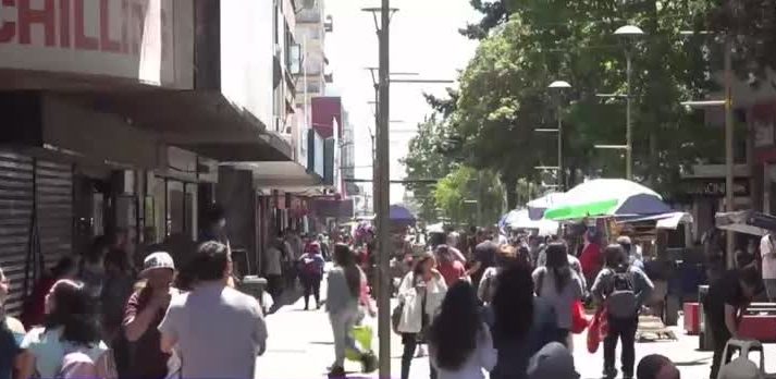 Aumentó el flujo de personas en locales comerciales del centro de Concepción - TVU