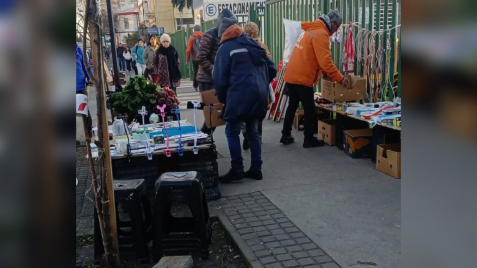 Realizan copamiento contra el comercio ambulante en las afueras del ...