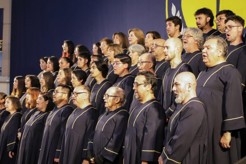 その他 ayucoro coro Homenaje a la música chilena” y el rol del Coro UdeC